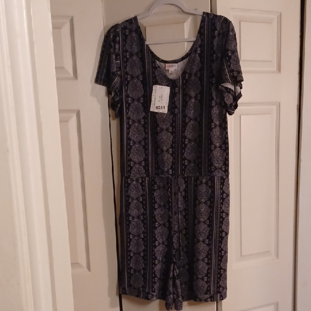 Lularoe Size S New Xanthe Black and White Romper